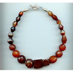 Perles en agate d'Idar-Oberstein. Idar-Oberstein agate beads