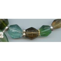 Perles indonésiennes en verre percée