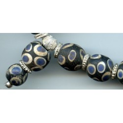 asian2272 - Perles ocellées d'Asie du Sud-est.