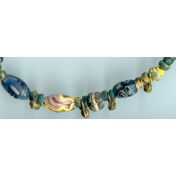 Perles "Hamada", "Nila". Perles anciennes. Antique or ancient beads.
