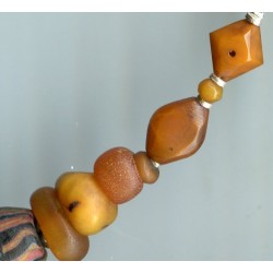 asian2265 - Perles indonésiennes et ambre naturel
