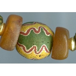 Perles D'Afghanistan et Ambre. Perles anciennes. Antique Beads.