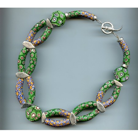 Perles "Millefiori" coudées. Venetian Glass Beads