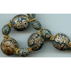 asian2186 - Perles ocellées bleues
