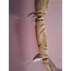 Perles en coquillage, trouvées en R.D.C. Shell bead