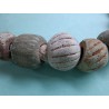 Perles anciennes en Faïence. Ancient beads.