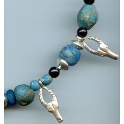 Perle Morfia. Perles anciennes. Morfia beads. Ancient beads.