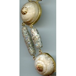 Fusaïoles de Bactriane en albâtre (200 avant J.C.)