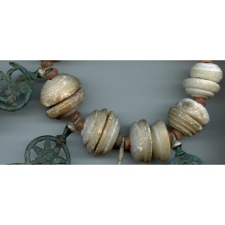 Spindle whorl ou fusaïoles en albâtre