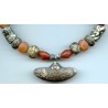 Perles en granit et cornaline. Granite and carnelian beads