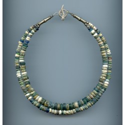 Perles "Nila". Perles anciennes. Antique or Ancient Beads.