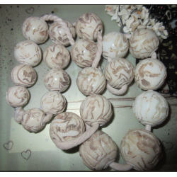 Perles Sceaux En Albâtre Trouvées en Afghanistan.