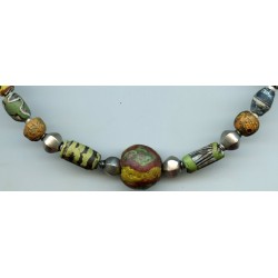 antic2343 - Perles du Moyen-Orient