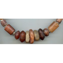 pierr2167 - Perles néolithiques en pierre.