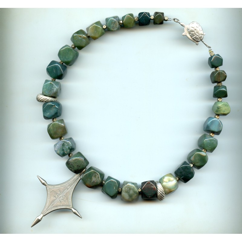 perles millénaires "Cornerless" en jaspe