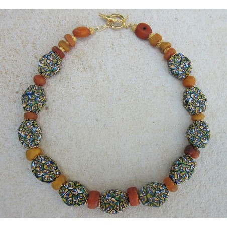 Perles vénitiennes en forme de losange. Venetian Glass Beads