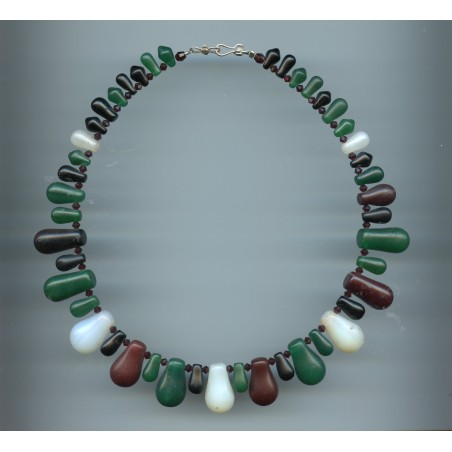 Perles de bohême  des années1850. Bohemian beads