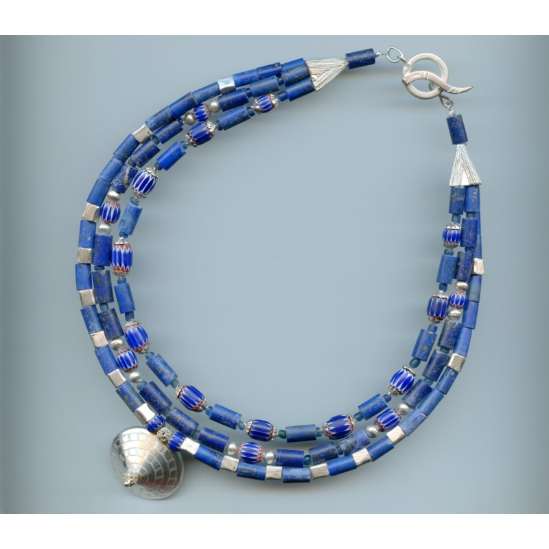 Perles "chevron" des années 1850. "Chevron" beads