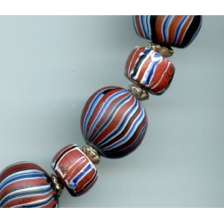 Perles vénitiennes chevron. Venetian Glass Beads. Perles anciennes.