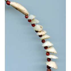 Perles Mauritaniennes en coquillages décorés