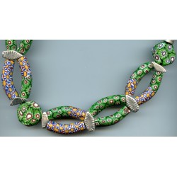 Perles "Millefiori" coudées. Venetian Glass Beads