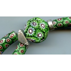 Perles "Millefiori" coudées. Venetian Glass Beads