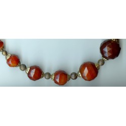 Perles en agate, Idar-Oberstein, 1860.