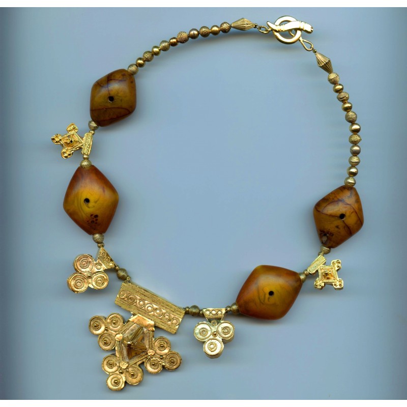 Perles "d'ambre africain" ou bakélite