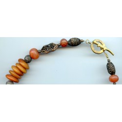 Perles "d'ambre Africain" ou bakélite