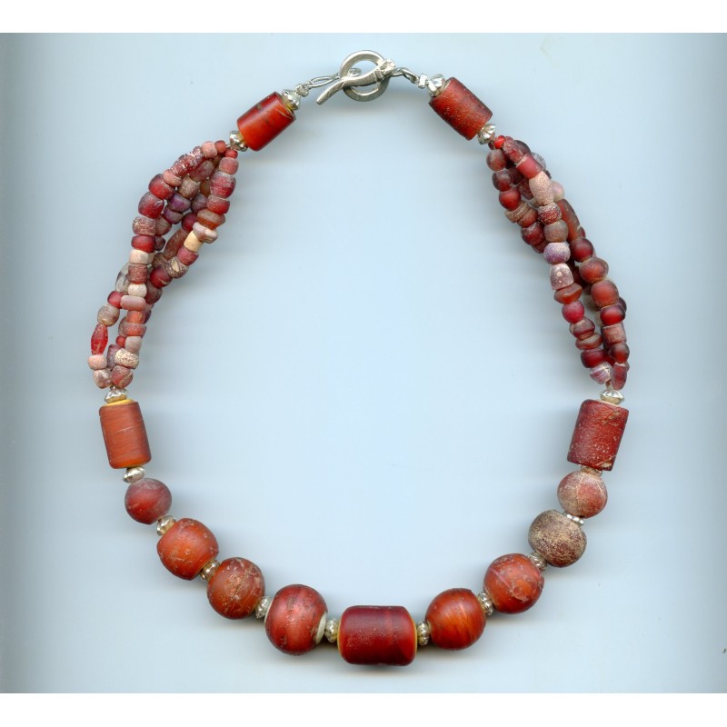 perles vénitiennes coeur de pigeon. Venetian Glass Beads