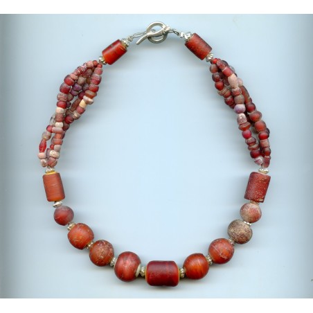 perles vénitiennes coeur de pigeon. Venetian Glass Beads