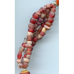 perles vénitiennes coeur de pigeon. Venetian Glass Beads