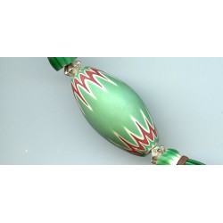 Perles vénitiennes chevrons verts. Venetian Glass Beads